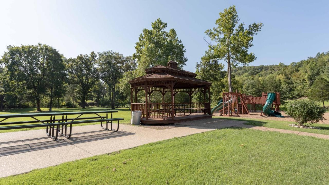 Makin Memories Lodge Cabin Branson West Eksteriør billede